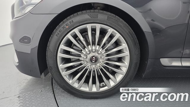 Kia K9 2019 — photo 5