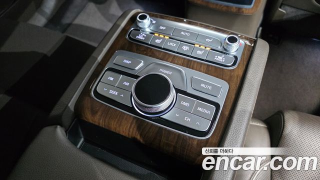 Kia K9 2019 — photo 18