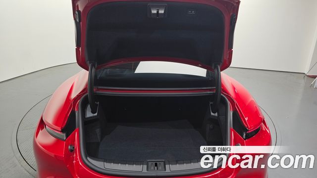 Porsche Taycan 2023 — photo 19