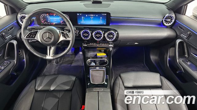 Mercedes-Benz A-Class 2024 — photo 7