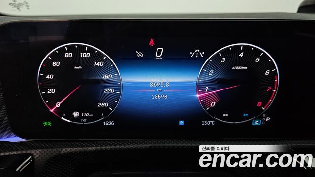 Mercedes-Benz A-Class 2024 — photo 8