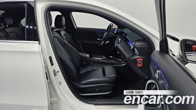 Mercedes-Benz A-Class 2024 — photo 10