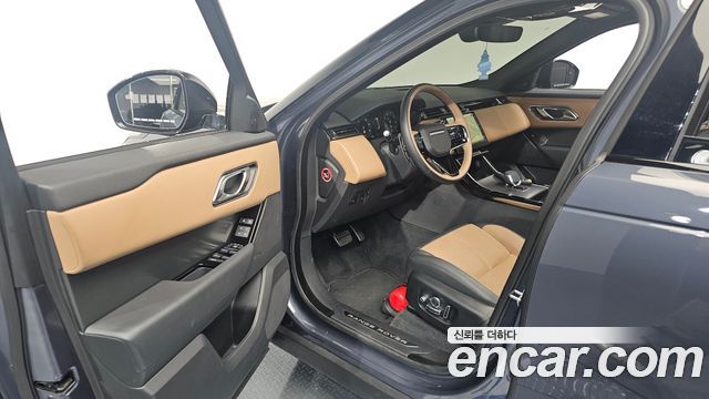 Land Rover Range Rover Velar 2025 — photo 10