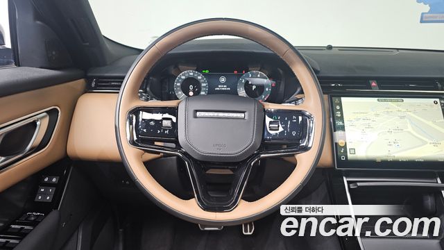 Land Rover Range Rover Velar 2025 — photo 13
