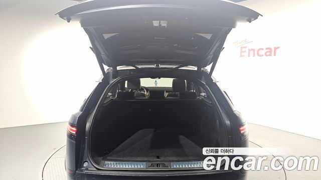 Land Rover Range Rover Velar 2025 — photo 20