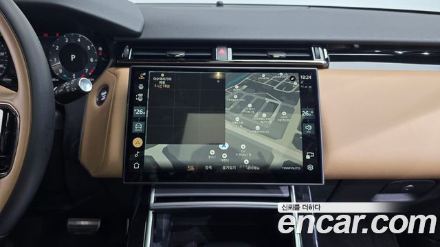 Land Rover Range Rover Velar 2025 — photo 14