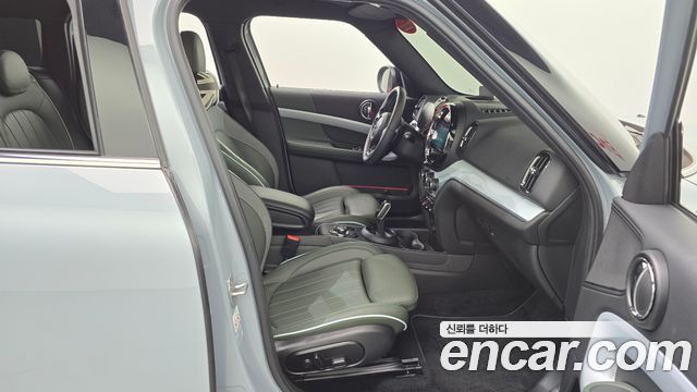 Mini Countryman 2023 — photo 11