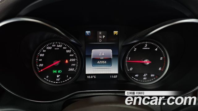 Mercedes-Benz GLC-Class 2018 — photo 11