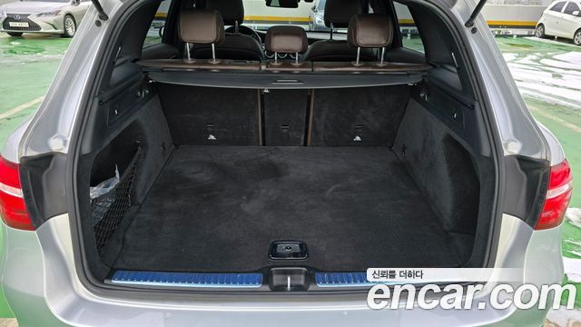 Mercedes-Benz GLC-Class 2018 — photo 26