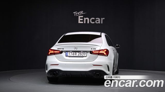 Mercedes-Benz A-Class 2022 — photo 4