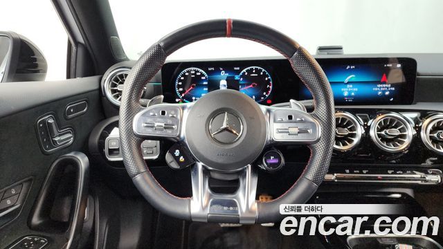 Mercedes-Benz A-Class 2022 — photo 13