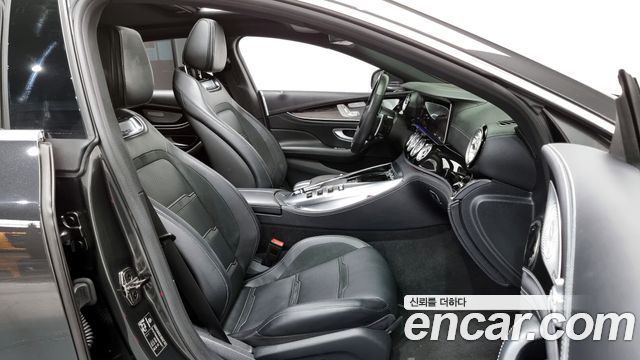 Mercedes-Benz AMG GT 2022 — photo 11
