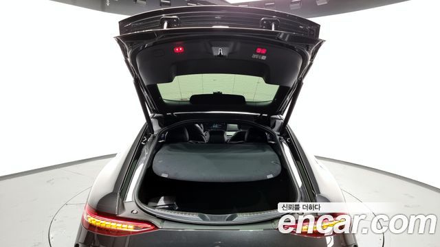 Mercedes-Benz AMG GT 2022 — photo 20