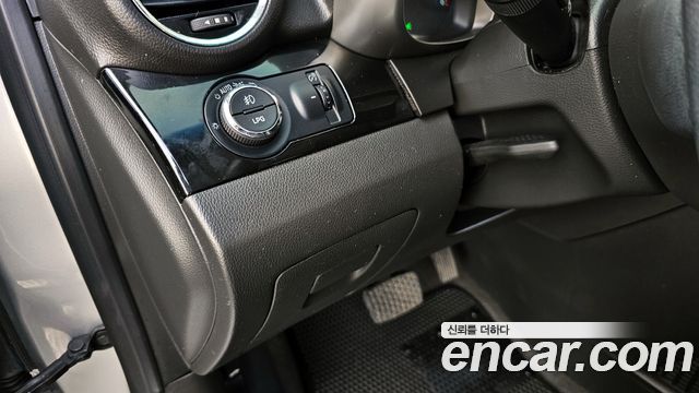 Chevrolet Korea Orlando 2012 — photo 16
