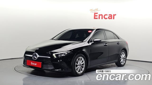 Mercedes-Benz A-Class 2020 — photo 1