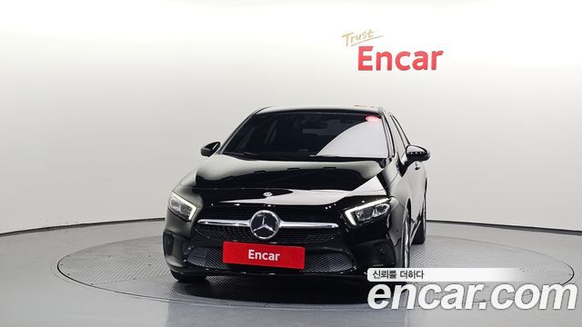 Mercedes-Benz A-Class 2020 — photo 3