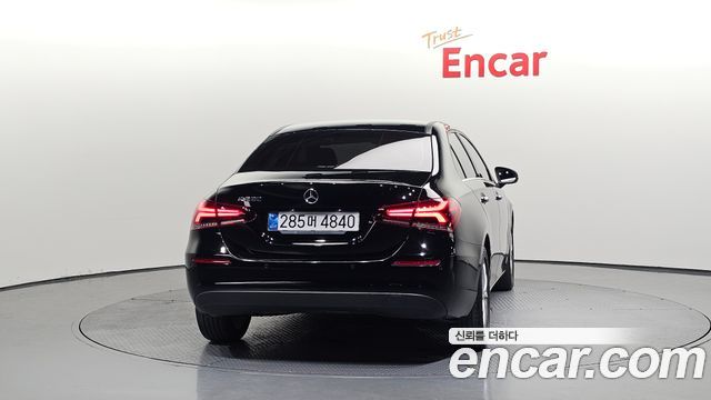 Mercedes-Benz A-Class 2020 — photo 4