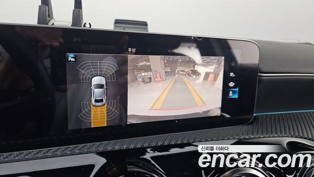 Mercedes-Benz A-Class 2020 — photo 17