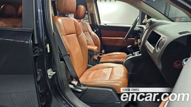 Jeep Compass 2016 — photo 10
