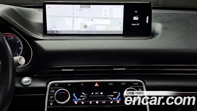 Genesis GV80 2020 — photo 14
