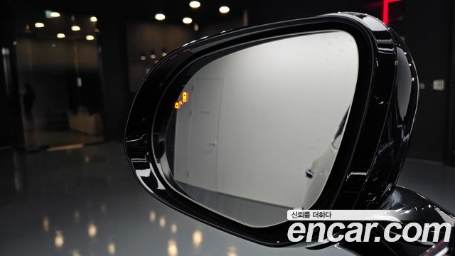 Genesis GV80 2020 — photo 17