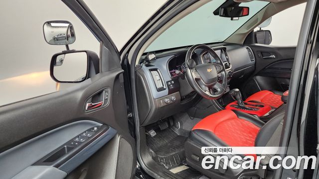 Chevrolet Korea Colorado 2021 — photo 10