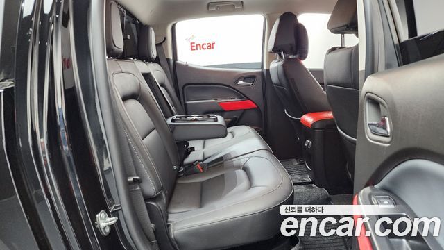 Chevrolet Korea Colorado 2021 — photo 12