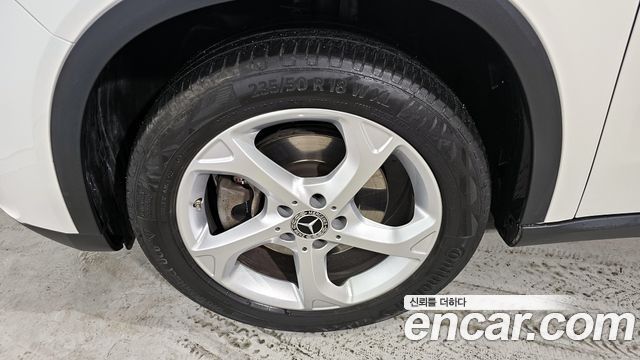 Mercedes-Benz GLA-Class 2019 — photo 5