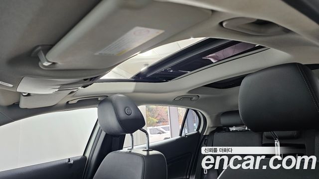 Mercedes-Benz GLA-Class 2019 — photo 19