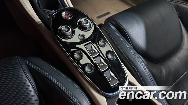 Mclaren GT 2020 — photo 9