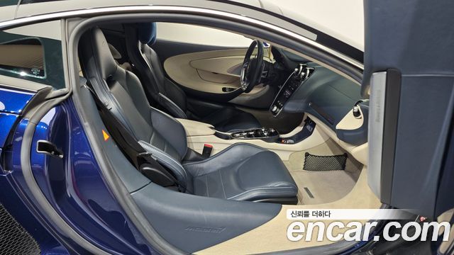 Mclaren GT 2020 — photo 11
