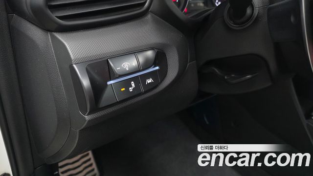Hyundai Veloster 2022 — photo 18