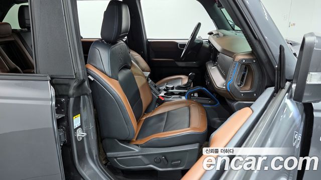 Ford Bronco 2023 — photo 12