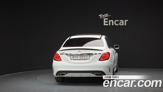 Mercedes-Benz C-Class 2017 — photo 4