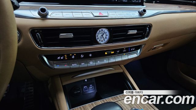 Kia K9 2023 — photo 17