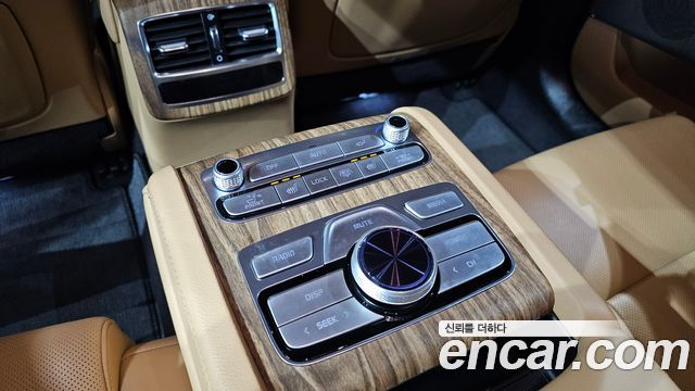 Kia K9 2023 — photo 18