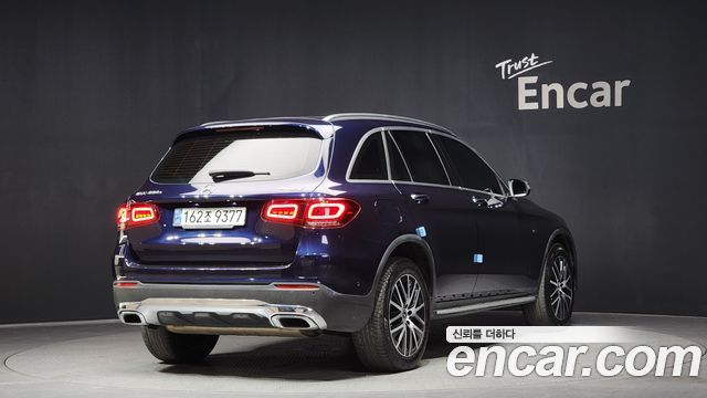 Mercedes-Benz GLC-Class 2021 — photo 2