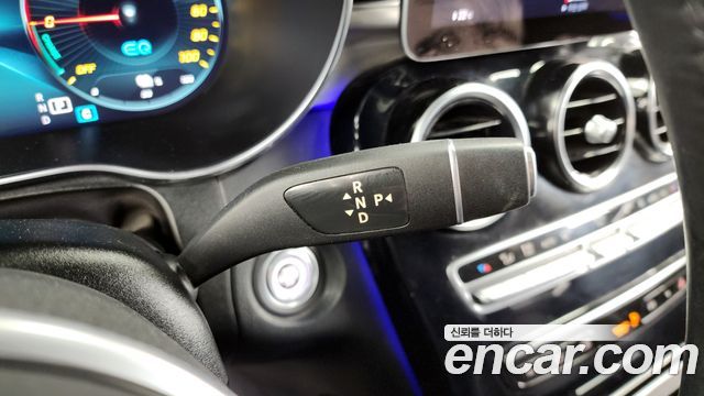 Mercedes-Benz GLC-Class 2021 — photo 9