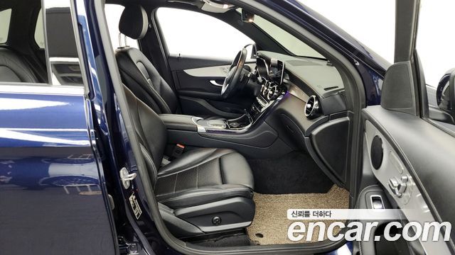 Mercedes-Benz GLC-Class 2021 — photo 11