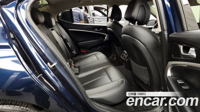 Genesis G70 2021 — photo 12