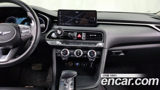 Genesis G70 2021 — photo 14
