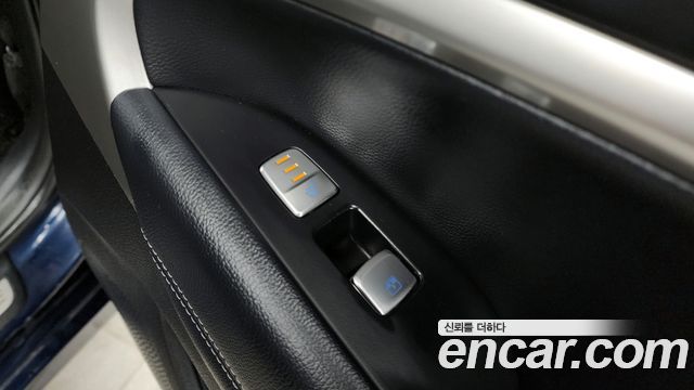 Genesis G70 2021 — photo 19