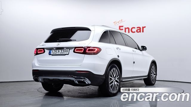 Mercedes-Benz GLC-Class 2022 — photo 2