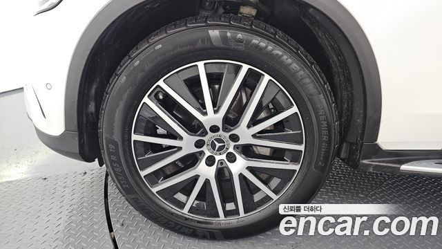 Mercedes-Benz GLC-Class 2022 — photo 5