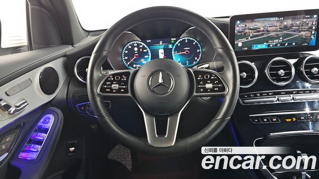 Mercedes-Benz GLC-Class 2022 — photo 13