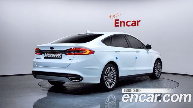 Ford Mondeo 2020 — photo 2
