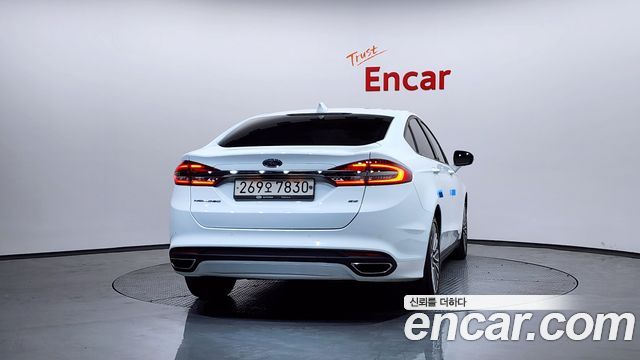 Ford Mondeo 2020 — photo 4