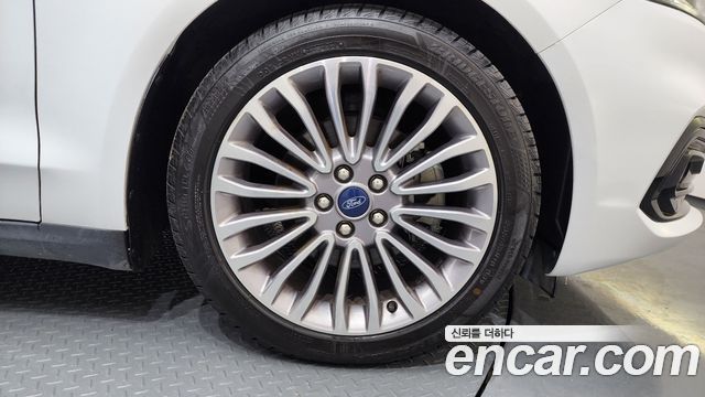 Ford Mondeo 2020 — photo 5