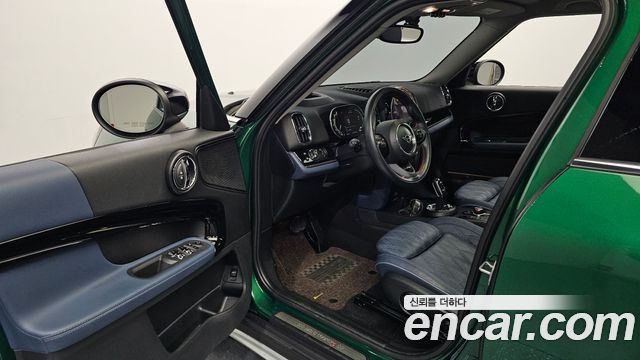 Mini Countryman 2021 — photo 10