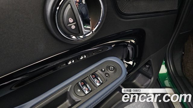 Mini Countryman 2021 — photo 13
